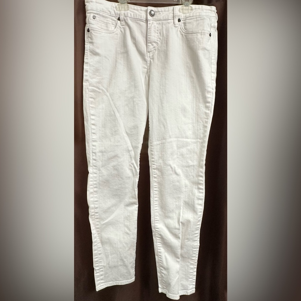 Kut from the Kloth White Denim Jeans
Size 12
Like new